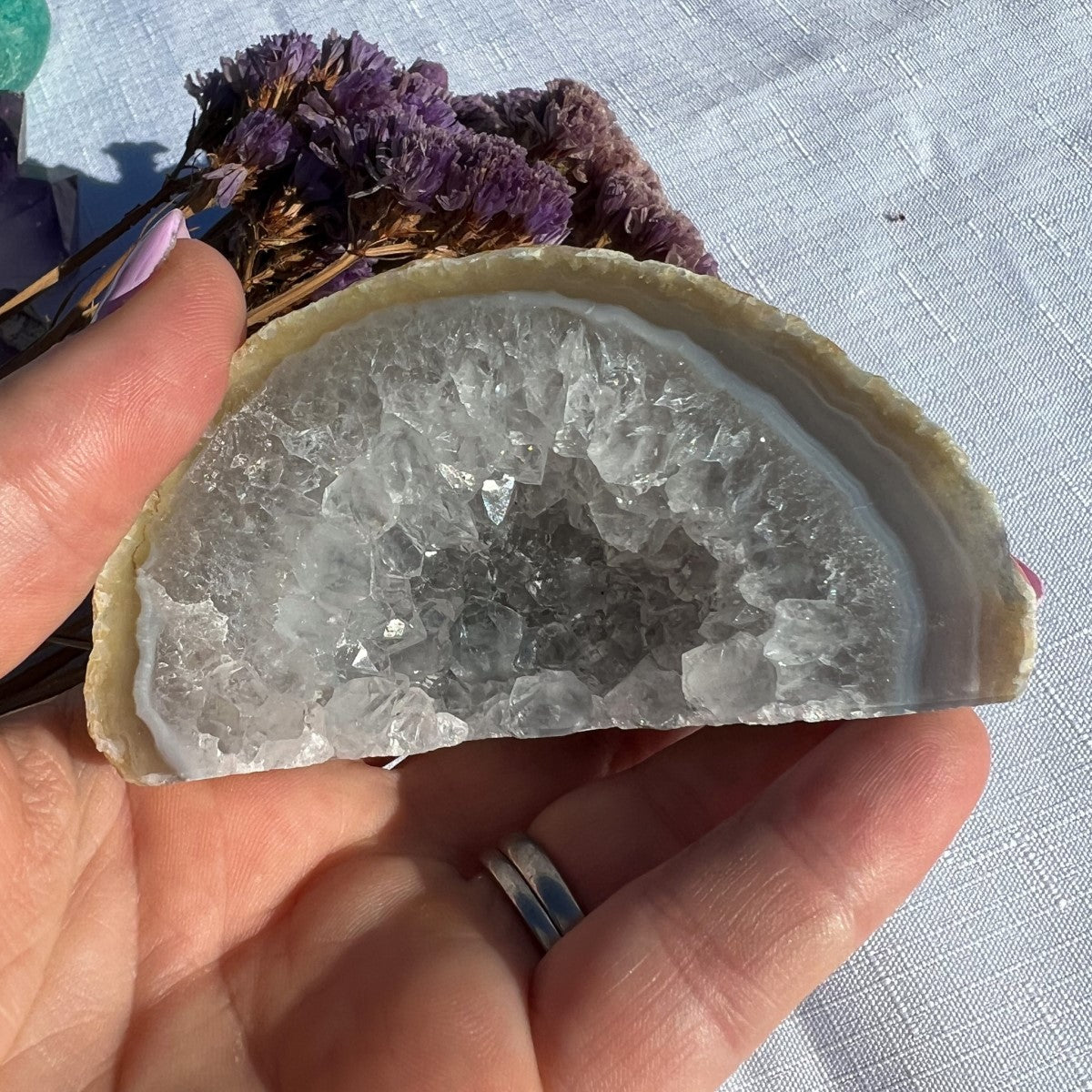 Standing Agate Geode (Natural)