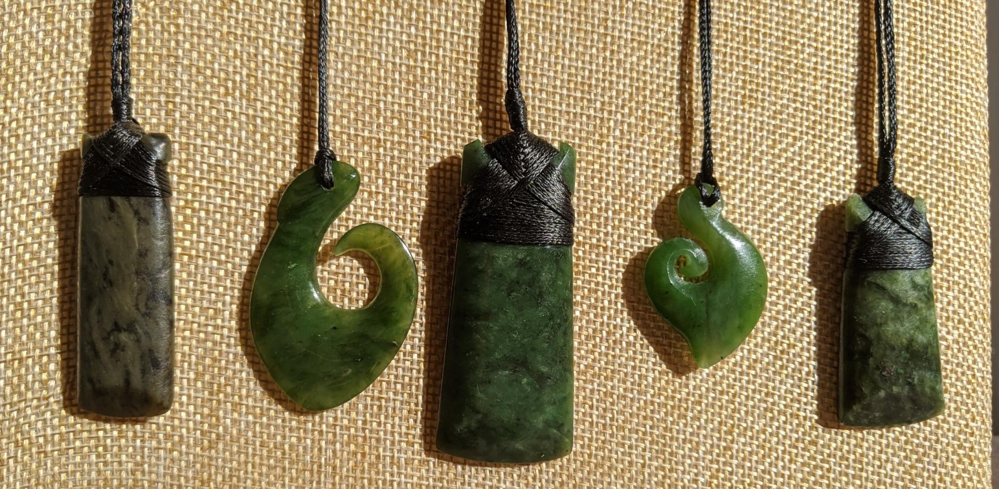 ARANGA 67 Naturally Shaped New Zealand Greenstone Pounamu With Heart Charm  on a Hypoallergenic Stainless Steel Cable Chain Silver Necklace - Etsy