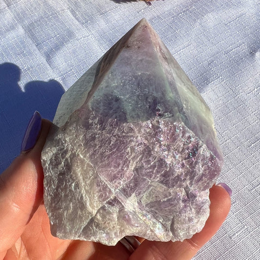 Chevron Amethyst Aura Cut Base Point