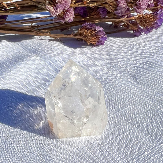 Crackle Quartz Standing Point | Mini