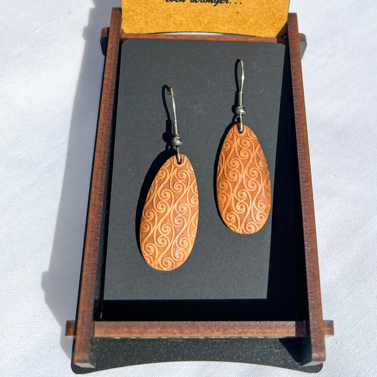 H77 - Heartwood Oval Earrings