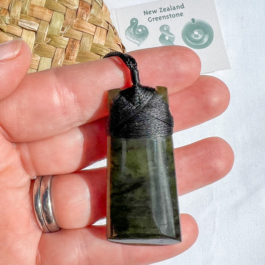 NZ Greenstone Toki Pendant 45 mm – Strong & Meaningful Gift