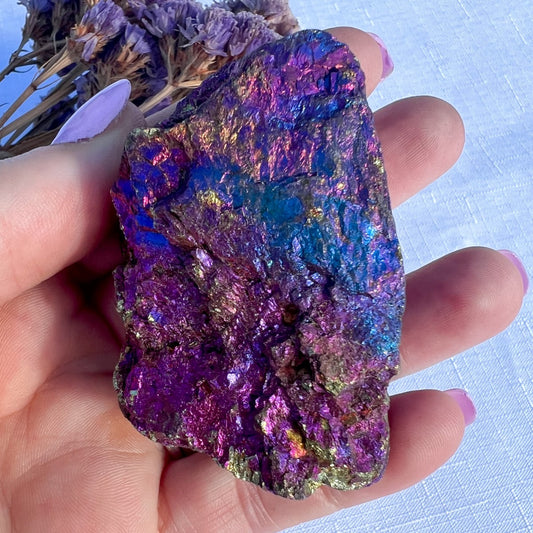 Peacock Ore Pieces | Medium+