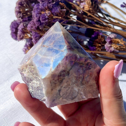 Aura Chevron Amethyst Cut Base Point