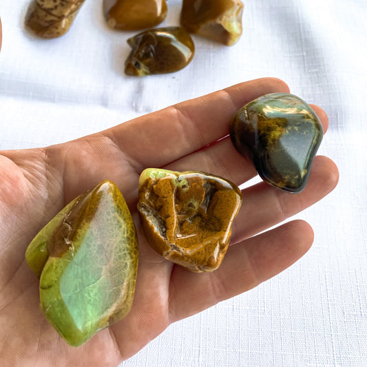 Green Opal Tumbled Stones - Lrg