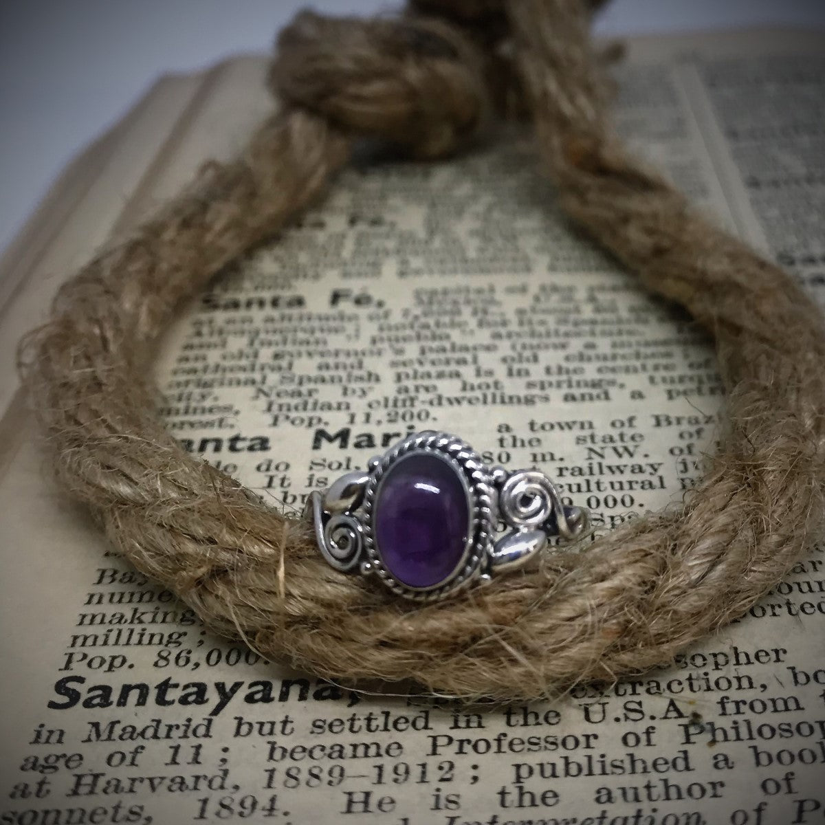 Size 8 Amethyst & 925 Sterling Silver Ring.