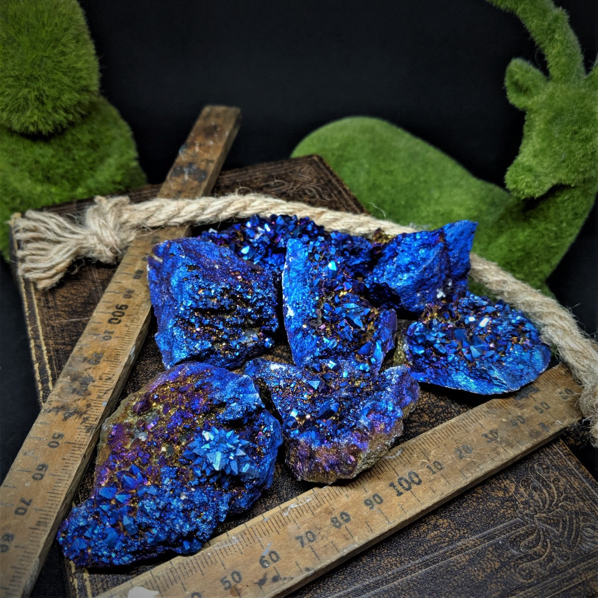 Electric Blue Titanium Aura Quartz - Medium.