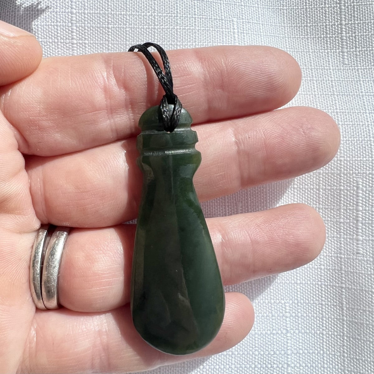mere greenstone pendant 50mm 