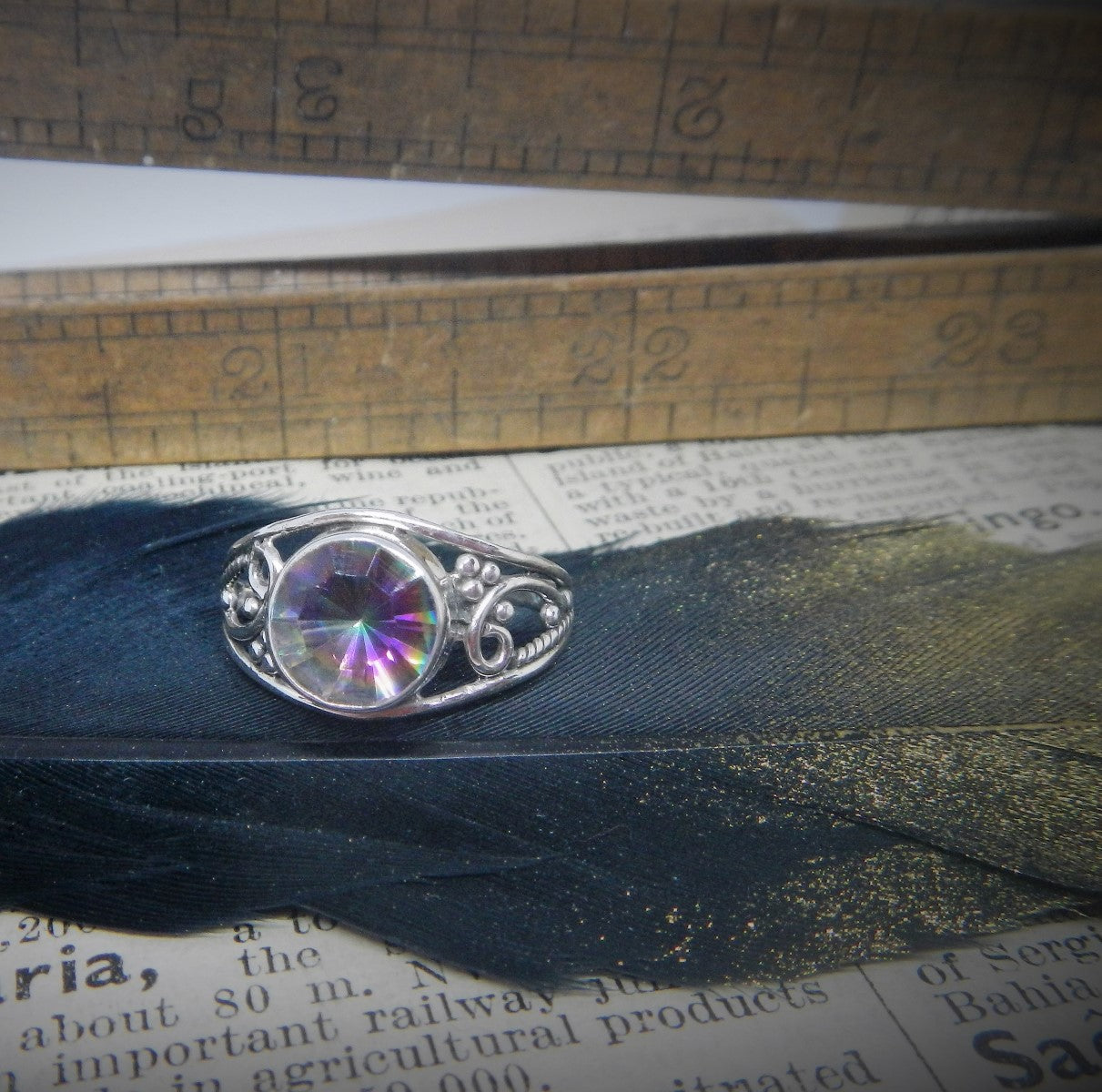 Size 8 Mystic Topaz & 925 Sterling Silver Ring.
