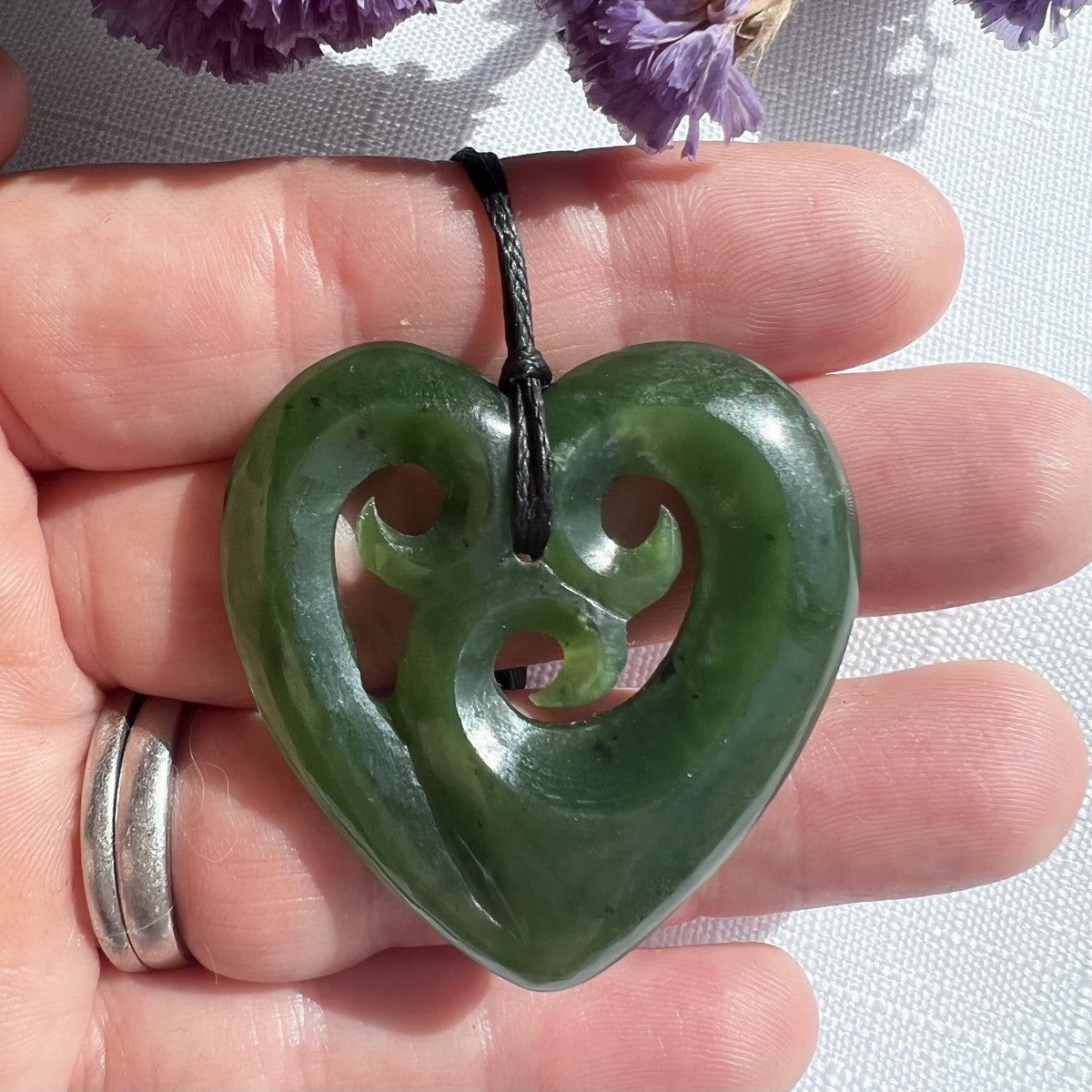 New Zealand greenstone heart necklace – genuine pounamu symbolising love, compassion, and unity. Adjustable cord. Includes kete and meaning card. Ships fast from Australia. Free shipping automatically included.