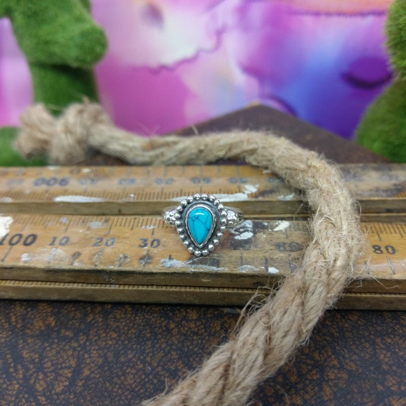 Size 6 - Turquoise & 925 Sterling Silver Ring.